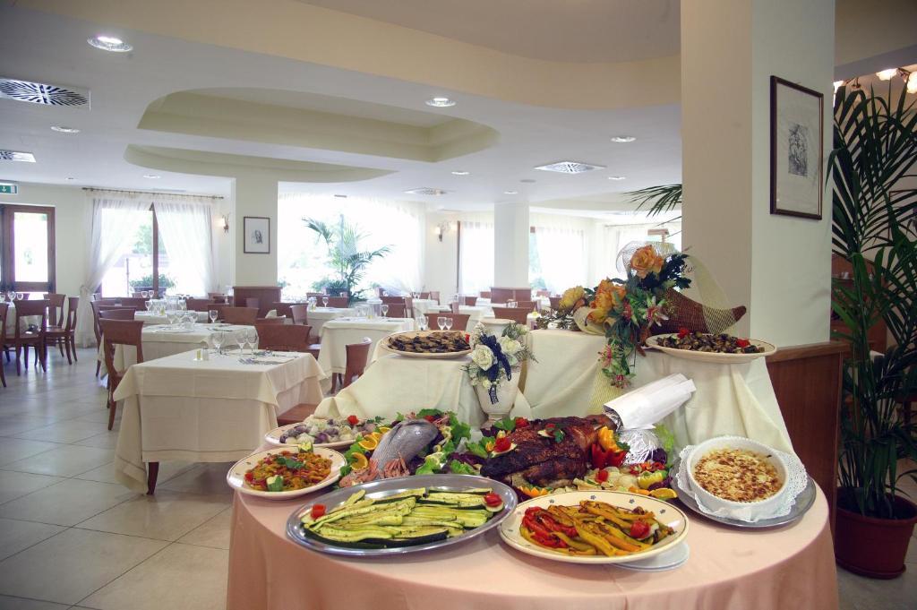 Hotel Portonuovo Vieste Eksteriør bilde