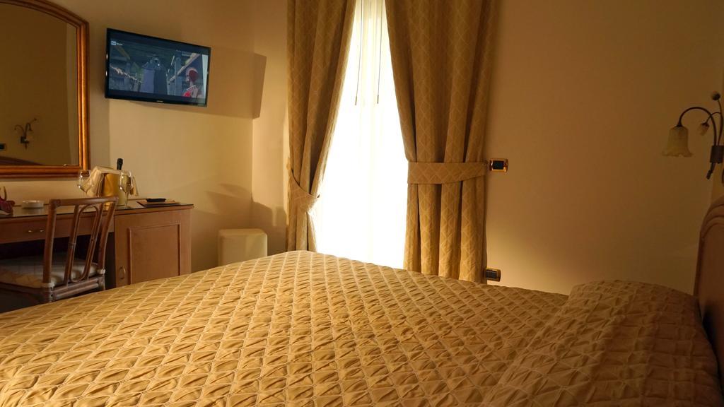 Hotel Portonuovo Vieste Eksteriør bilde